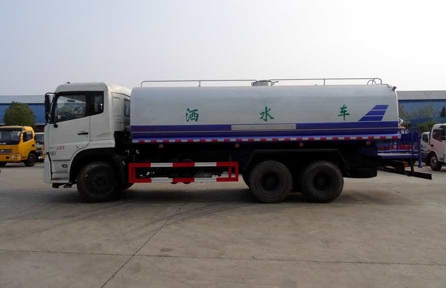 东风天龙20吨洒水车【热销】
