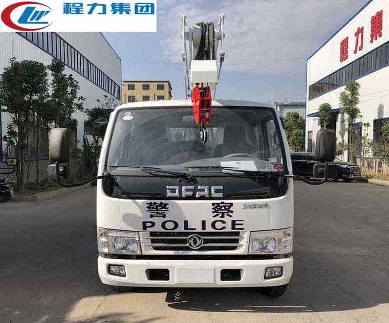 东风多利卡双排12米蓝牌高空作业车