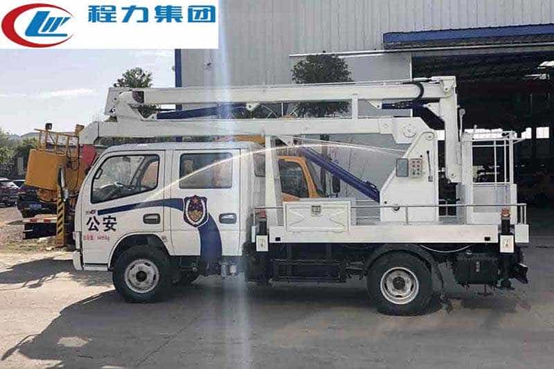 东风多利卡双排12米蓝牌高空作业车
